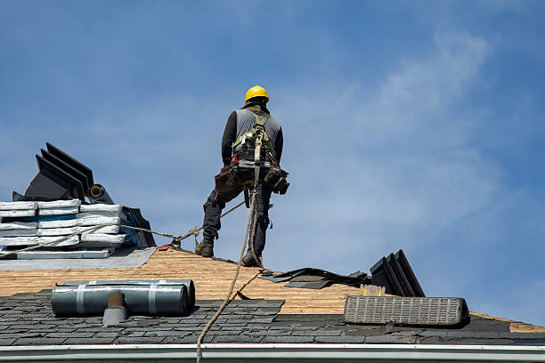 Professional Gutter Installation technician working in East Rutherford, NJ